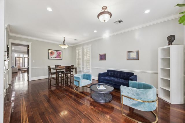 1315 W 22nd Street, Houston, TX 77008