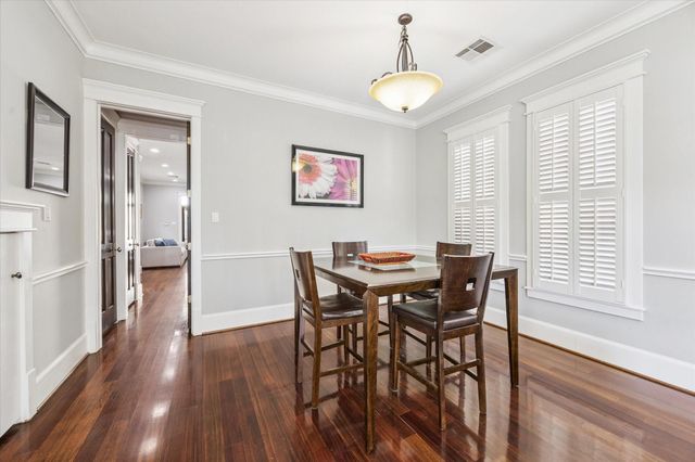 1315 W 22nd Street, Houston, TX 77008