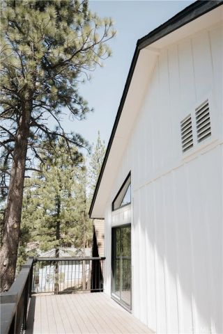 129 Winding, Big Bear City, CA 92314