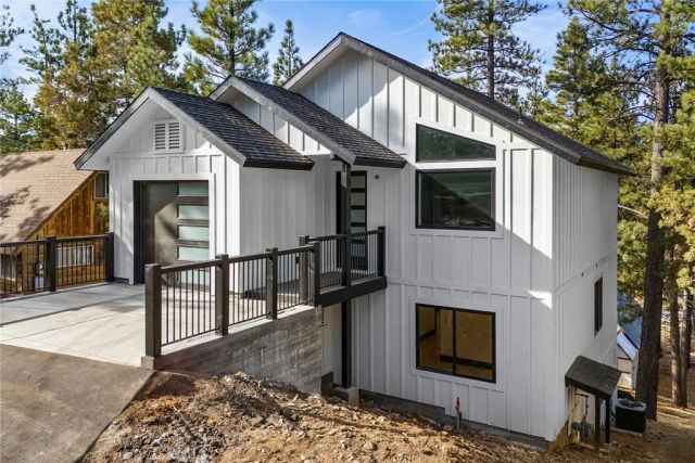 129 Winding, Big Bear City, CA 92314