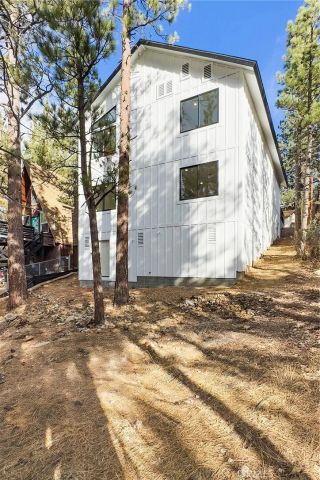 129 Winding, Big Bear City, CA 92314