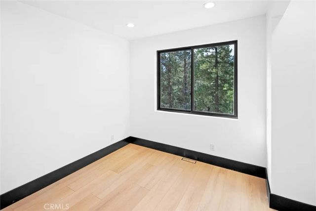 129 Winding, Big Bear City, CA 92314