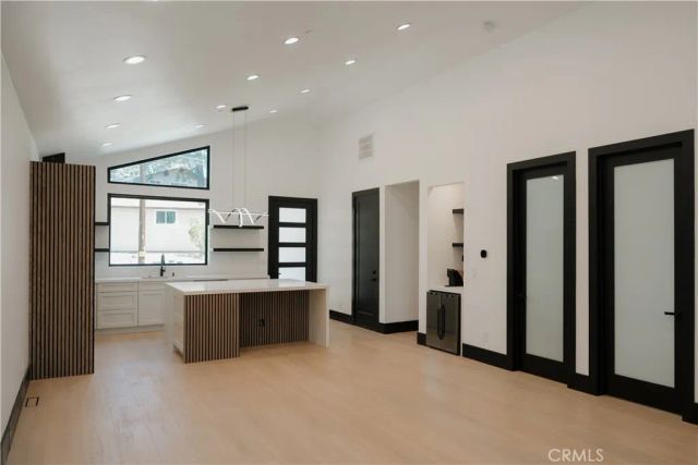 129 Winding, Big Bear City, CA 92314