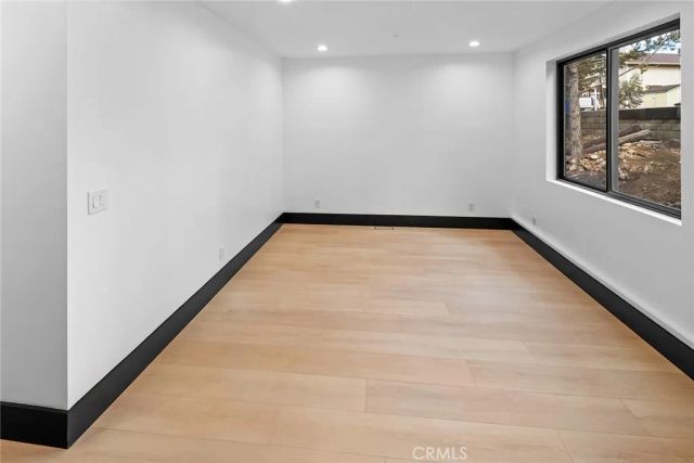 129 Winding, Big Bear City, CA 92314