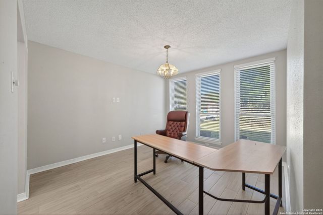 7515 Forest Edge, Live Oak, TX 78233