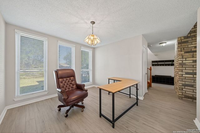 7515 Forest Edge, Live Oak, TX 78233