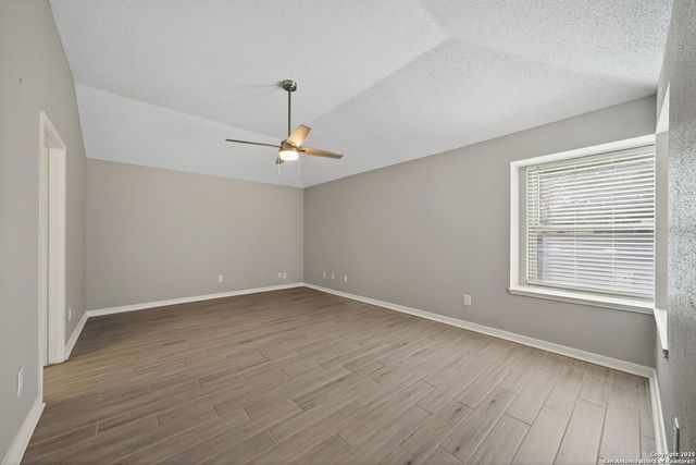 7515 Forest Edge, Live Oak, TX 78233