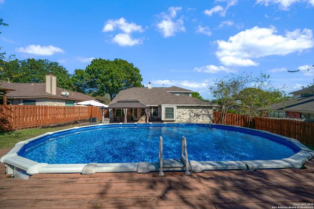 7515 Forest Edge, Live Oak, TX 78233