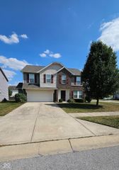 2415 Cabin Hill Road, Indianapolis, IN 46229