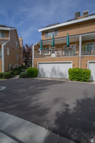 808 E SHADY CREEK PL, Millcreek, UT 84106