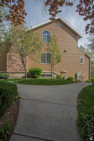 808 E SHADY CREEK PL, Millcreek, UT 84106