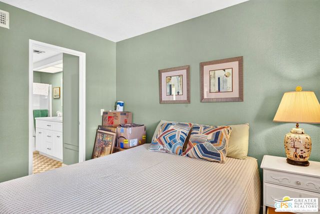 2700 Lawrence Crossley Road 109, Palm Springs, CA 92264