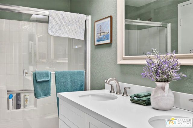 2700 Lawrence Crossley Road 109, Palm Springs, CA 92264