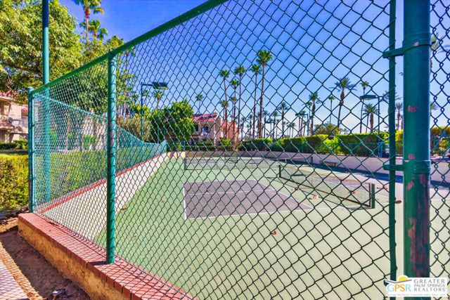2700 Lawrence Crossley Road 109, Palm Springs, CA 92264