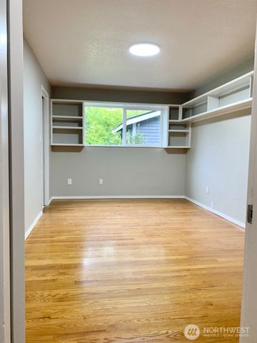 5721 180th Street SW, Lynnwood, WA 97037