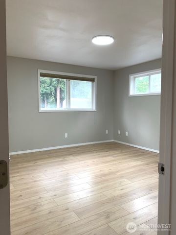 5721 180th Street SW, Lynnwood, WA 97037