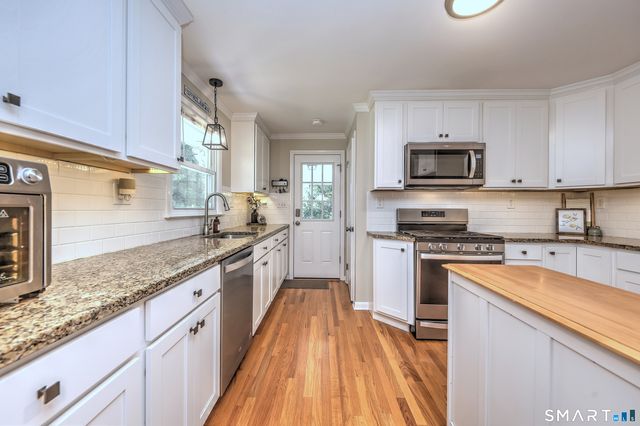 265 Arrowhead Place, Stratford, CT 06614