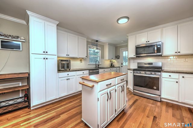 265 Arrowhead Place, Stratford, CT 06614