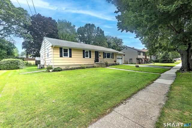 265 Arrowhead Place, Stratford, CT 06614