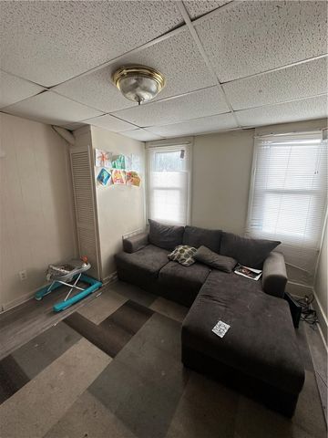 934 Ridge St., Stowe Twp, PA 15136