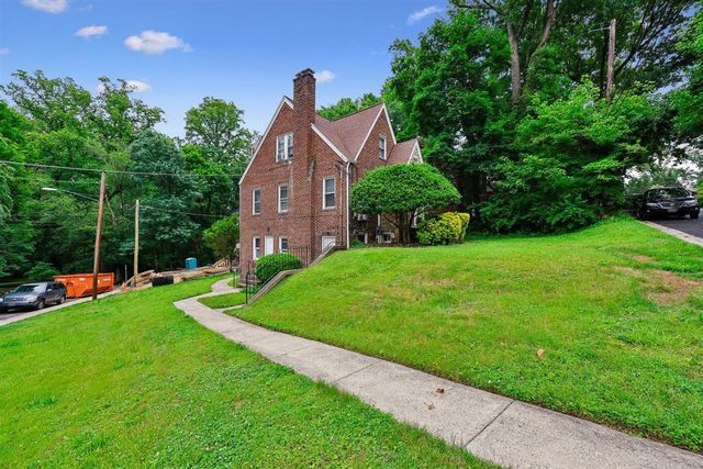 8009 GARLAND AVE, Takoma Park, MD 20912