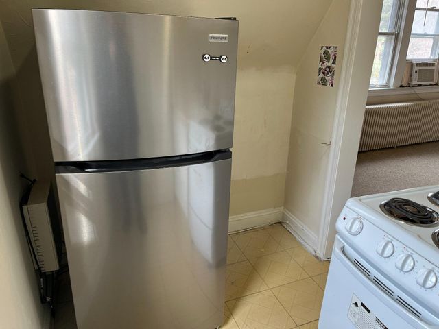 8009 GARLAND AVE, Takoma Park, MD 20912