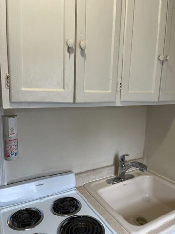 8009 GARLAND AVE, Takoma Park, MD 20912