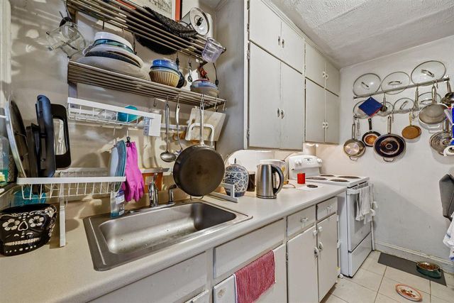 8009 GARLAND AVE, Takoma Park, MD 20912