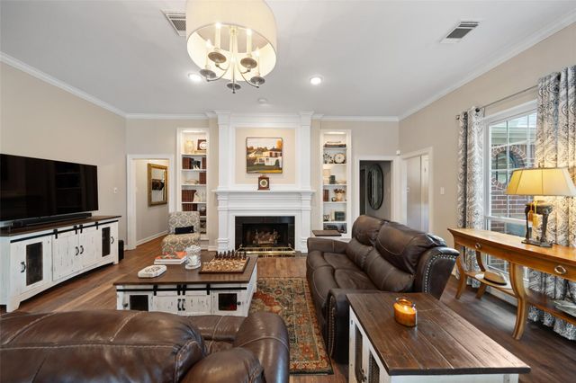 18711 Leisure Place Drive, Humble, TX 77346