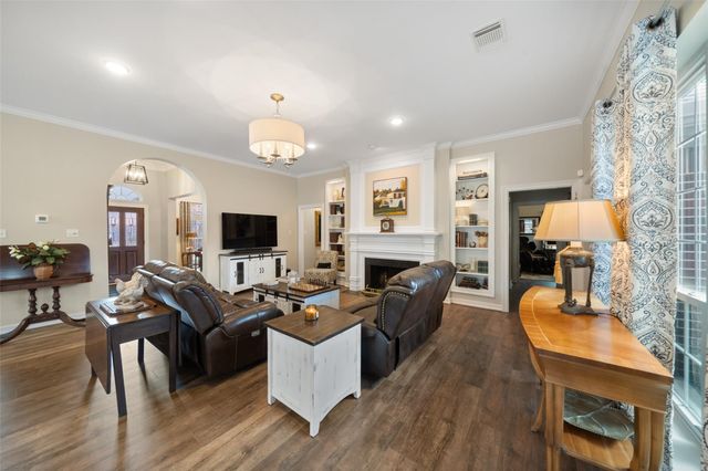 18711 Leisure Place Drive, Humble, TX 77346