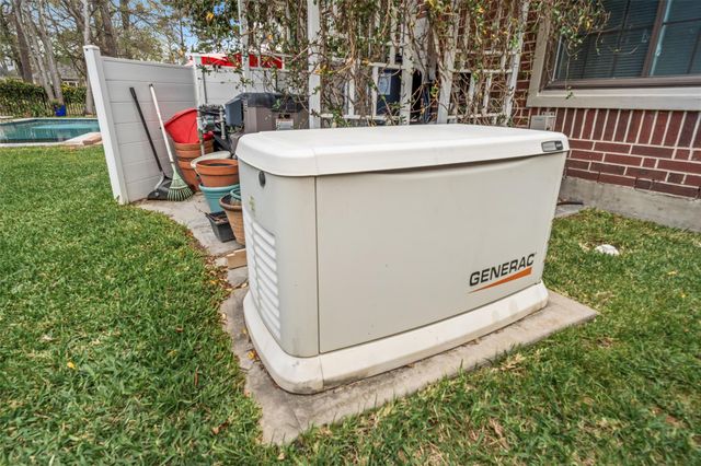 18711 Leisure Place Drive, Humble, TX 77346