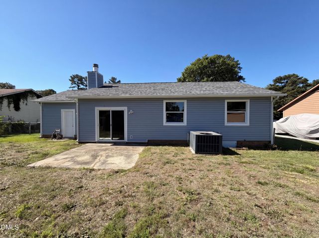 1843 Berriedale Drive, Fayetteville, NC 28304