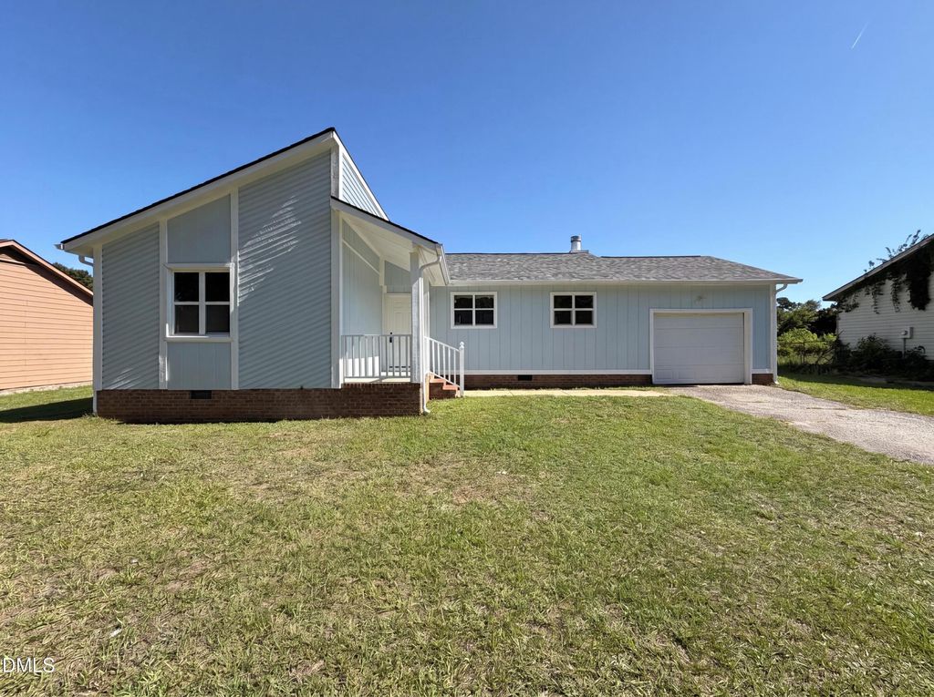1843 Berriedale Drive, Fayetteville, NC 28304