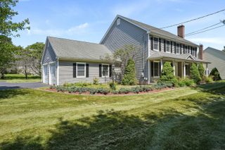 15 Cedar Knolls Drive, New Milford, CT 06776