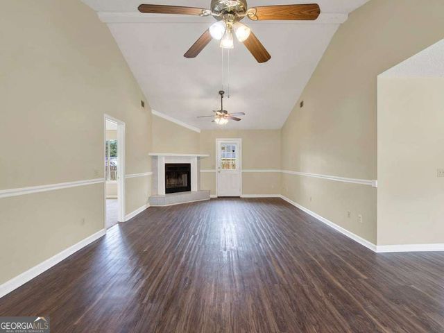 189 W Kenny Drive, Hinesville, GA 31313