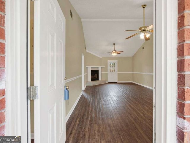 189 W Kenny Drive, Hinesville, GA 31313