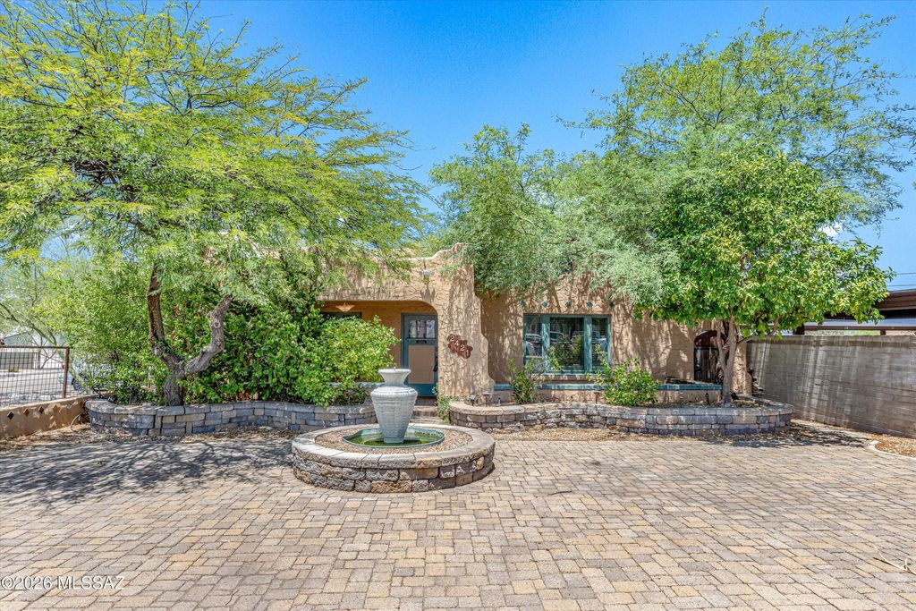 2421 E Speedway Boulevard, Tucson, AZ 85719