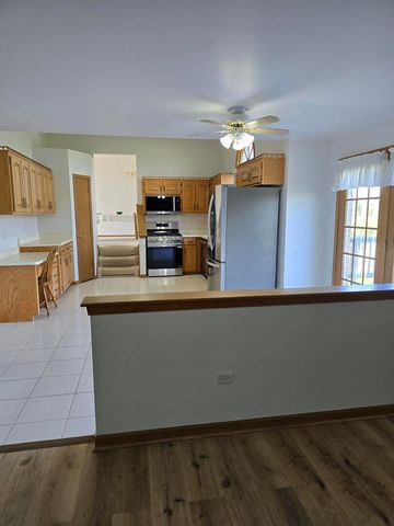 8413 Brookside Glen Drive, Tinley Park, IL 60487