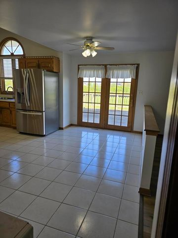 8413 Brookside Glen Drive, Tinley Park, IL 60487