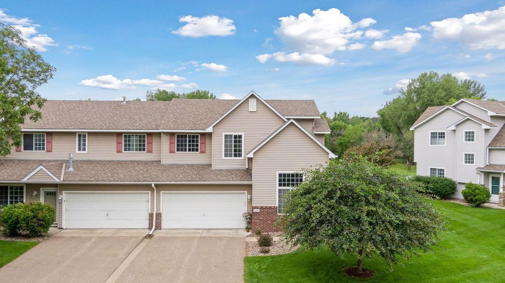 3204 Juniper Circle A, Woodbury, MN 55125