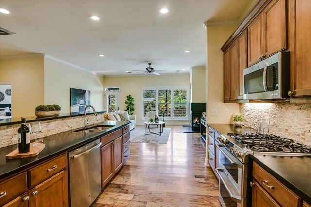 1218 Haven LN 102, Georgetown, TX 78626