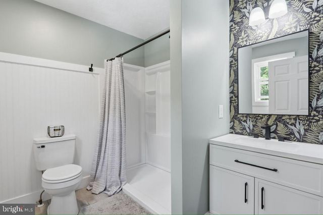 1511 BOLIVER RD, Fort Valley, VA 22652