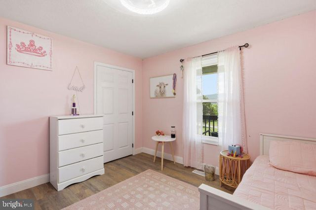 1511 BOLIVER RD, Fort Valley, VA 22652