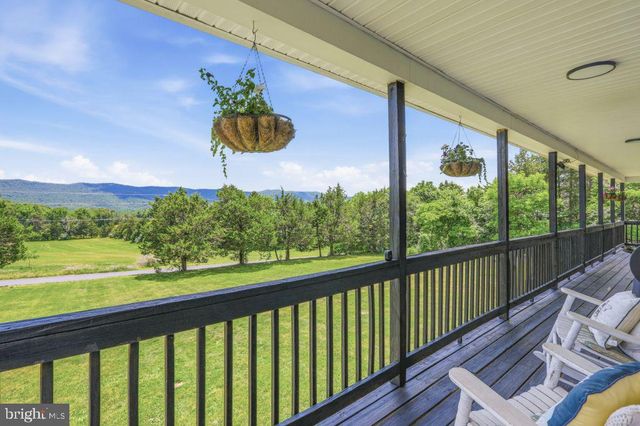 1511 BOLIVER RD, Fort Valley, VA 22652