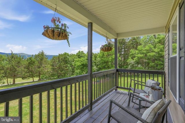 1511 BOLIVER RD, Fort Valley, VA 22652