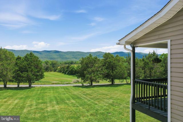 1511 BOLIVER RD, Fort Valley, VA 22652