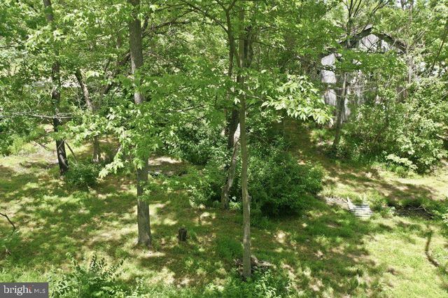 1511 BOLIVER RD, Fort Valley, VA 22652