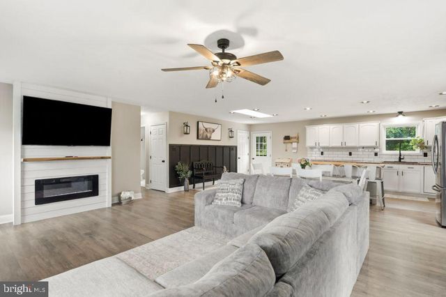 1511 BOLIVER RD, Fort Valley, VA 22652
