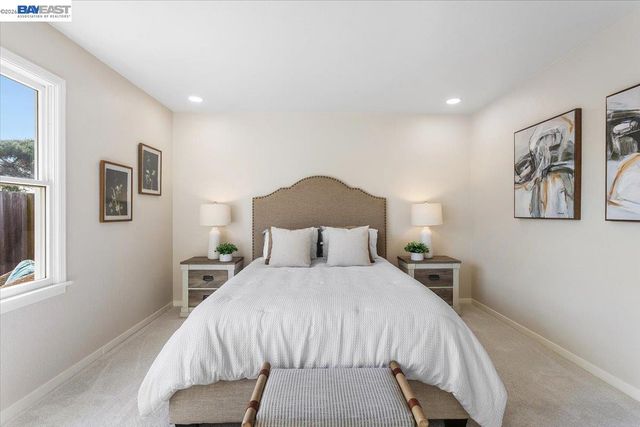 632 CENTRE COURT, Alameda, CA 94502