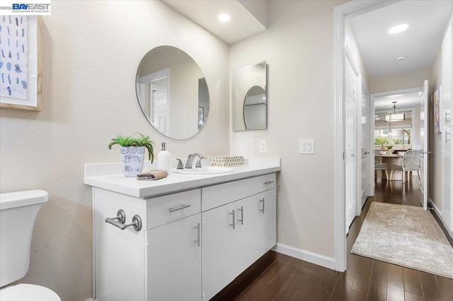 632 CENTRE COURT, Alameda, CA 94502